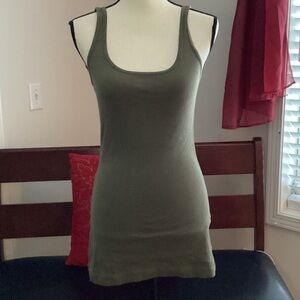 RARE mossimo original long and lean tank top